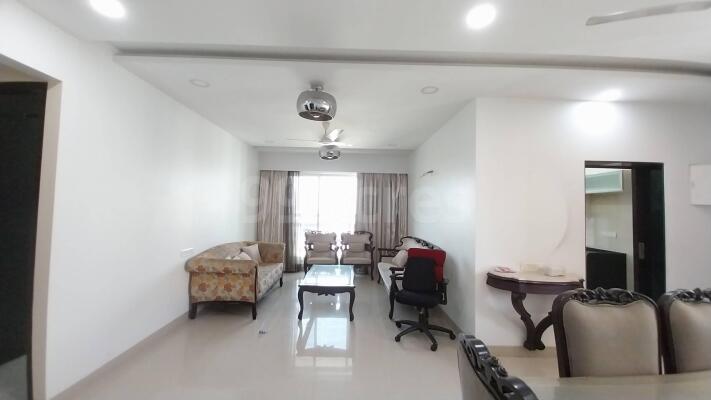 3 BHK Flat in Lokhandwala Kandivali East, Mumbai