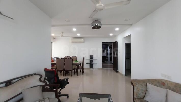 3 BHK Flat in Lokhandwala Kandivali East, Mumbai