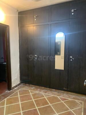 9 Bedroom House in Sector 52, Noida