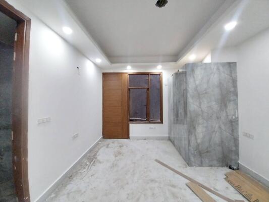 2 BHK Flat in Paryavaran Complex, Delhi