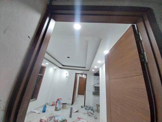 2 BHK Flat in Paryavaran Complex, Delhi