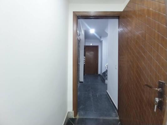 3 BHK Flat in Freedom Fighter Enclave, Delhi
