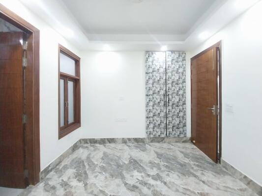 3 BHK Flat in Freedom Fighter Enclave, Delhi
