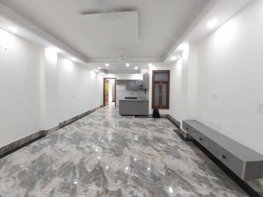 3 BHK Flat in Freedom Fighter Enclave, Delhi