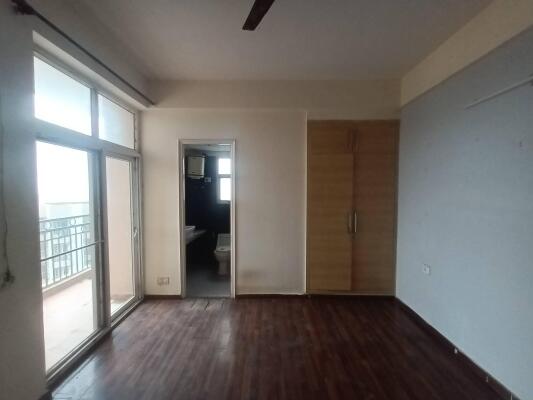 2 BHK Flat in Sector 120, Noida