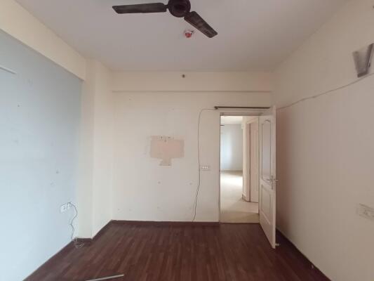 2 BHK Flat in Sector 120, Noida