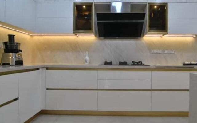 9 Bedroom House in Sector 11, Noida