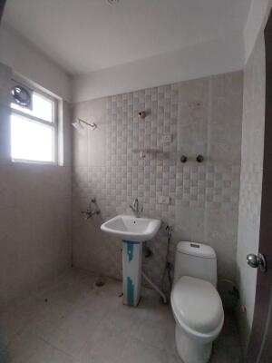 3 BHK Flat in Sector 70, Faridabad