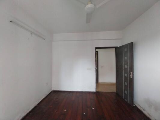 3 BHK Flat in Sector 70, Faridabad