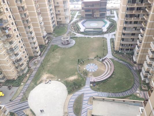 3 BHK Flat in ETA II, Greater Noida