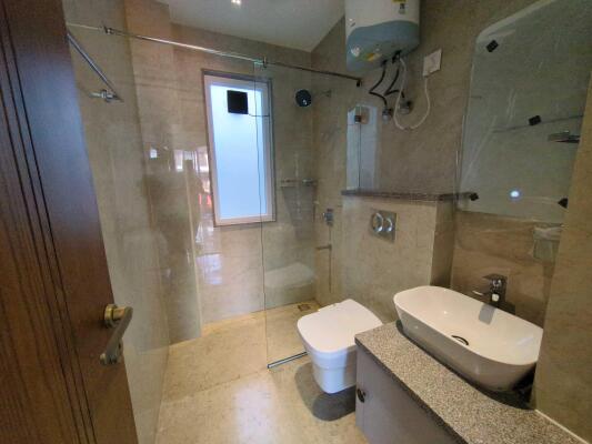 4 BHK Builder Floor in Palam Vihar, Gurgaon