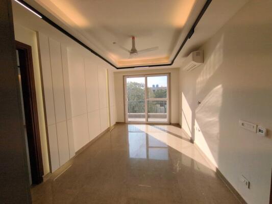 4 BHK Builder Floor in Palam Vihar, Gurgaon