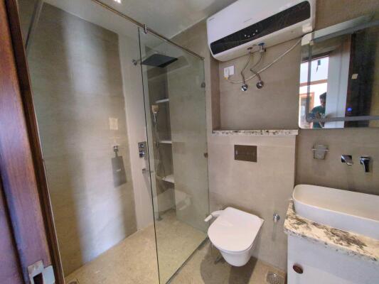4 BHK Builder Floor in Palam Vihar, Gurgaon