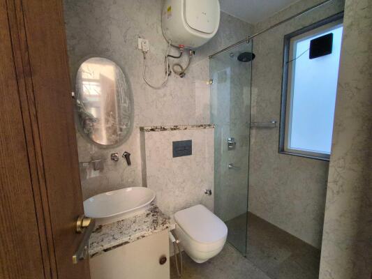 4 BHK Builder Floor in Palam Vihar, Gurgaon