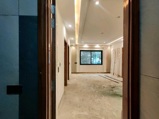 5 BHK Builder Floor in Sector 11 Rohini, Delhi