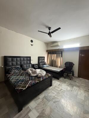 Residential land / Plot in Sector 16, Faridabad
