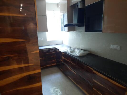 3 BHK Independent Builder Floor in Kalkaji, Delhi