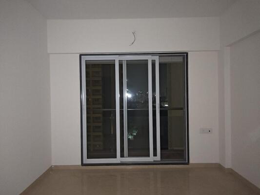 2 BHK Flat in Kasar Vadavali, Thane