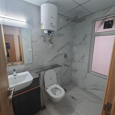 2 BHK Flat in Sector 68, Gurgaon