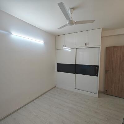 2 BHK Flat in Sector 68, Gurgaon