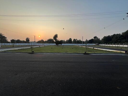 Residential land / Plot in Red Hills, Chennai