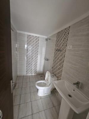 2 BHK Flat in Sector 143, Noida