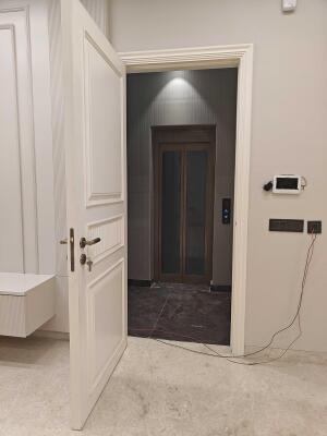 3 BHK Builder Floor in Surajmal Vihar, Delhi