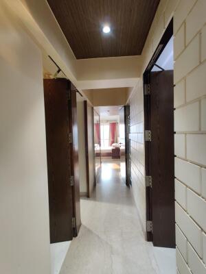 2 BHK Flat in Khar West, Mumbai