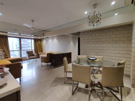 2 BHK Flat in Khar West, Mumbai