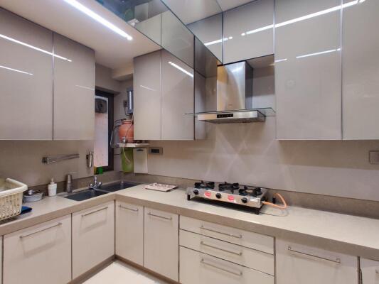 2 BHK Flat in Khar West, Mumbai