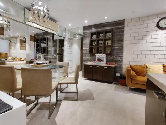 2 BHK Flat in Khar West, Mumbai