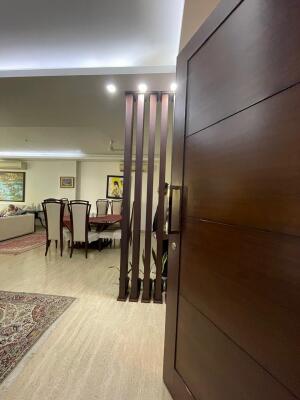 3 BHK Builder Floor in Safdarjung, Delhi