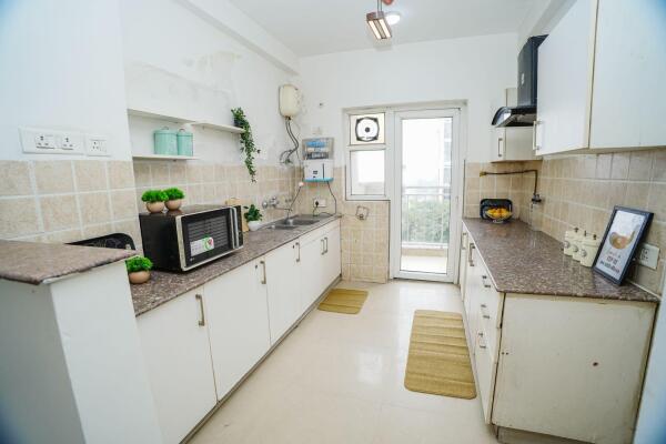 3 BHK Flat in Sector 72, Gurgaon
