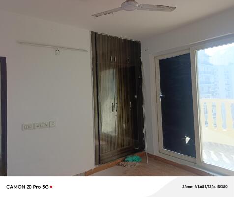2 BHK Flat in Sector 70, Faridabad