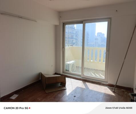 2 BHK Flat in Sector 70, Faridabad