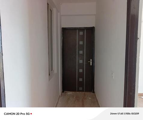 2 BHK Flat in Sector 70, Faridabad