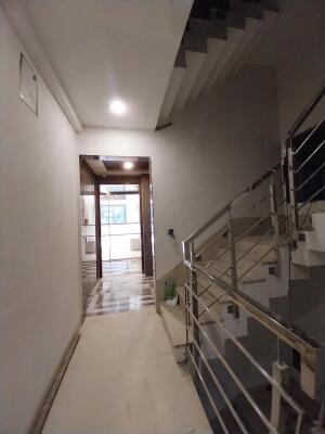 4 BHK Builder Floor in Sushant Lok Phase 2, Gurgaon