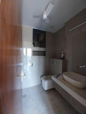 4 BHK Builder Floor in Sushant Lok Phase 2, Gurgaon