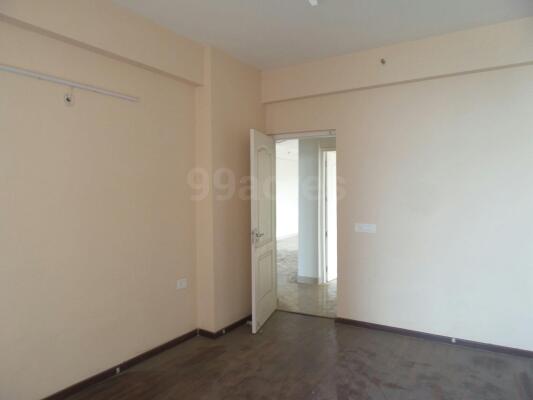 3 BHK Flat in Sector 120, Noida