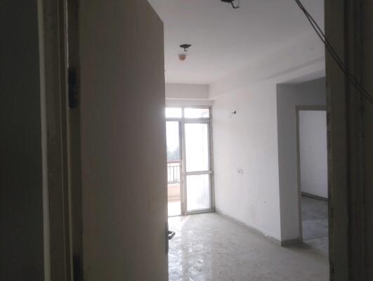 2 BHK Flat in Sector 131, Noida