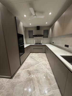 4 BHK Independent Builder Floor in South Extension 2, Delhi