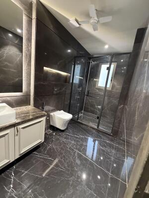4 BHK Independent Builder Floor in South Extension 2, Delhi
