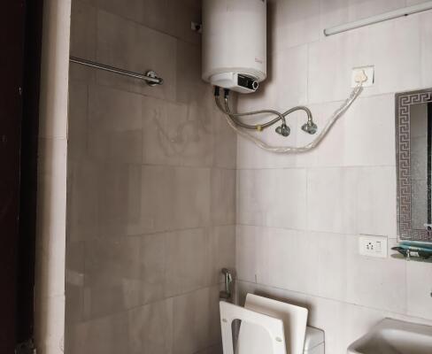 2 BHK Flat in Sector 70, Faridabad