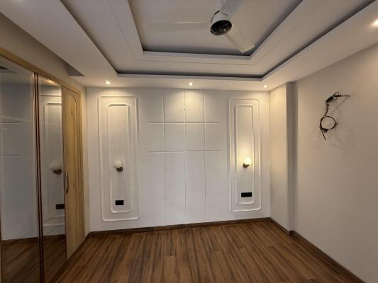 3 BHK Builder Floor in Sector 9, Gurgaon