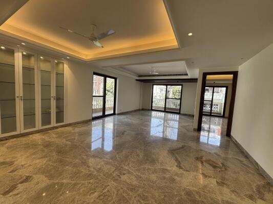 4 BHK Builder Floor in Anand Niketan, Delhi