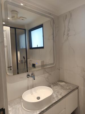 3 BHK Independent Builder Floor in Block C Defence Colony, Delhi