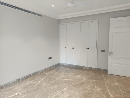 3 BHK Independent Builder Floor in Block C Defence Colony, Delhi