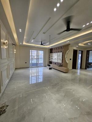 4 BHK Independent Builder Floor in Greenfield Colony, Faridabad