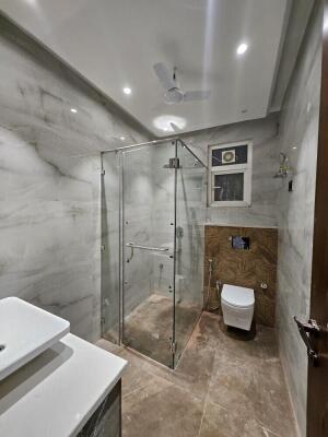 4 BHK Independent Builder Floor in Greenfield Colony, Faridabad