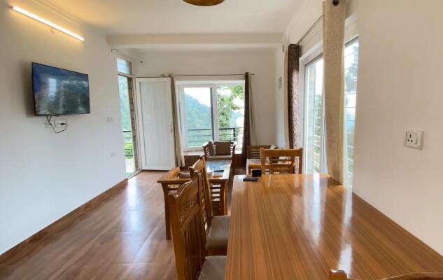 2 Bedroom House in Mukteshwar, Nainital